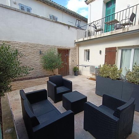 T3 Renove Avec Cour, Intra Muros Avinhão Exterior foto