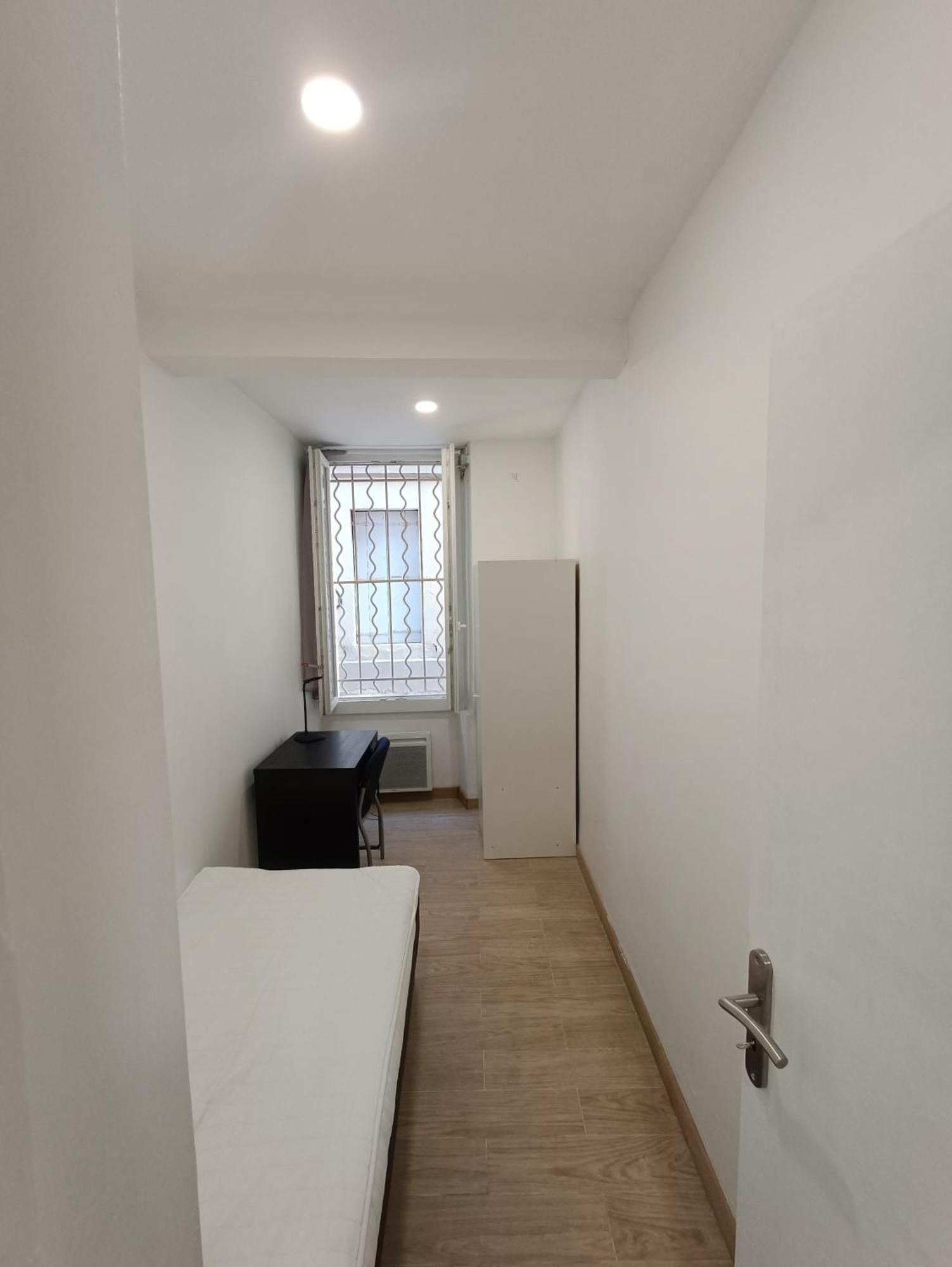 T3 Renove Avec Cour, Intra Muros Avinhão Exterior foto