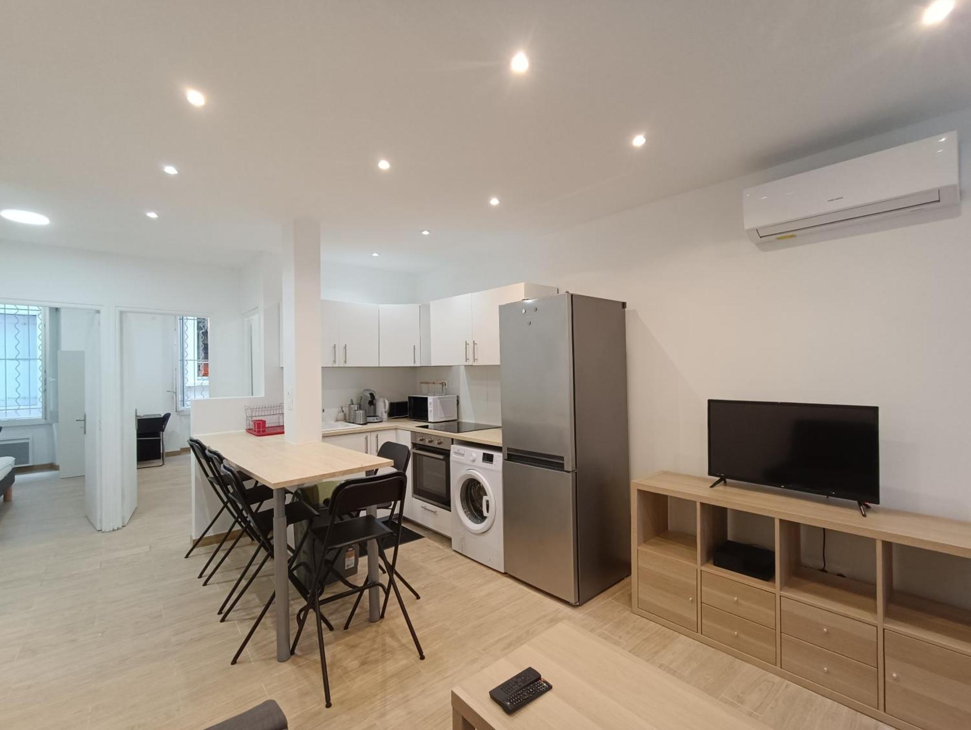 T3 Renove Avec Cour, Intra Muros Avinhão Exterior foto